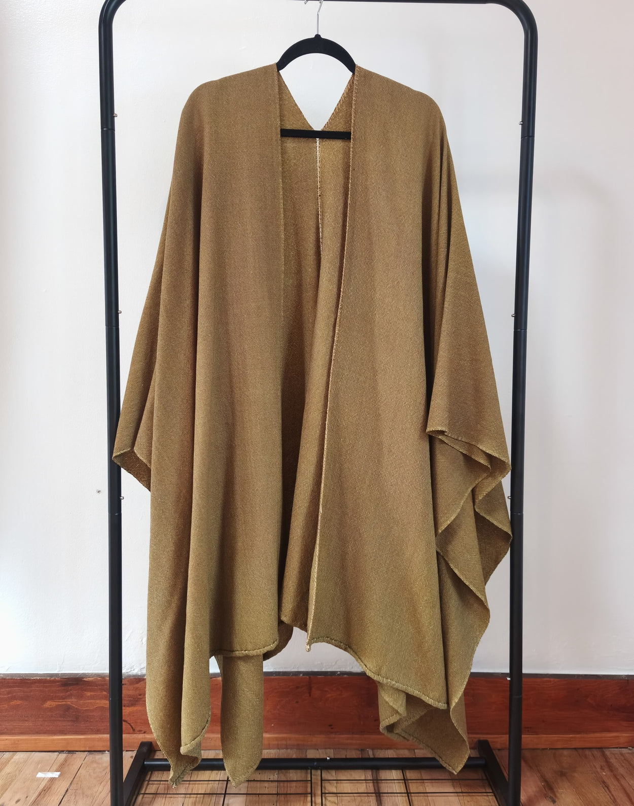 Tobacco Ruana Textile, Clothing, Poncho Ignacio Netzahualcoyotl 